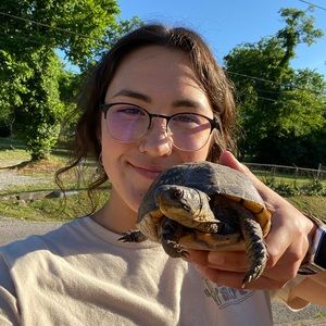 Meet your Posher, Madeline